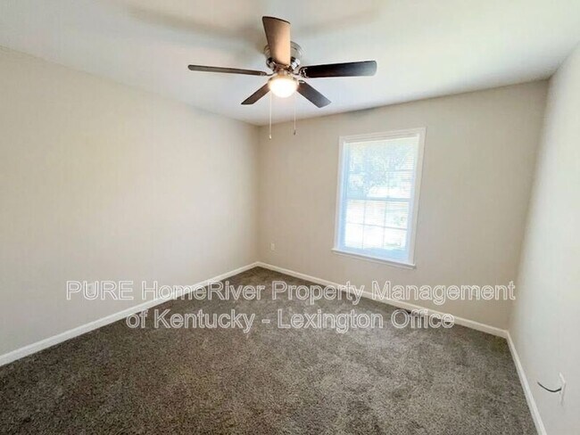 Building Photo - 1053 Merrick Dr