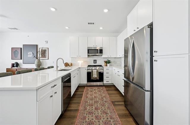 Building Photo - 1951 Painted Trl