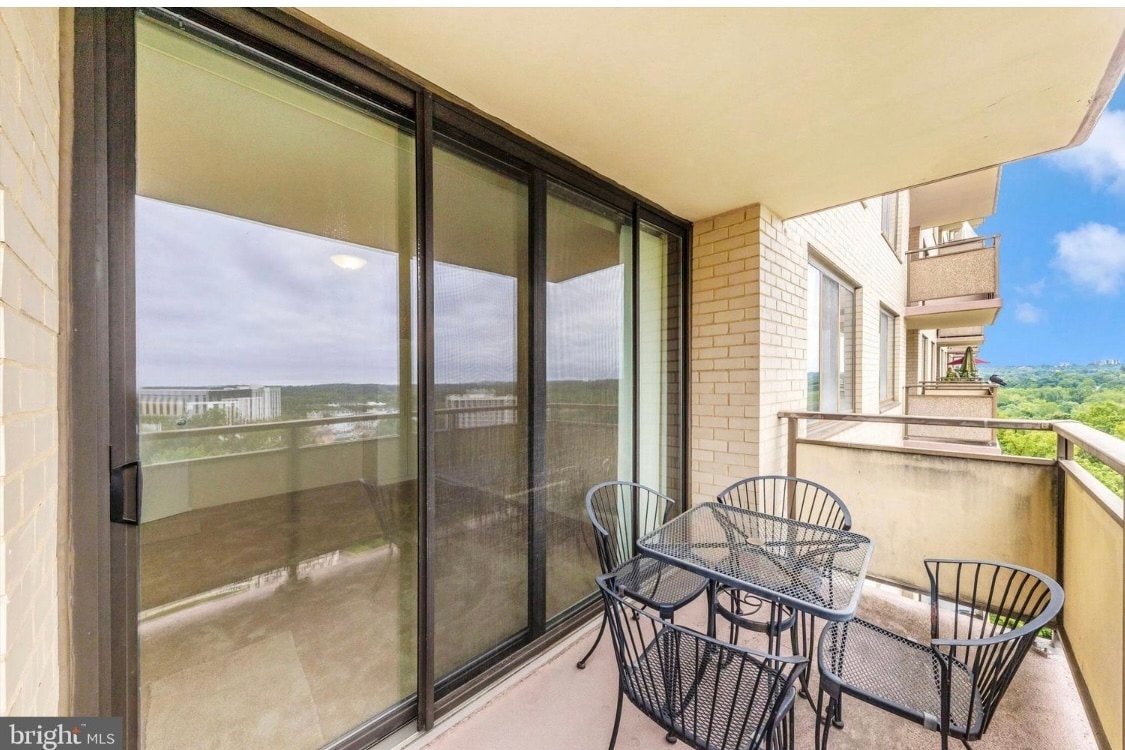 Building Photo - 5225 Pooks Hill Rd