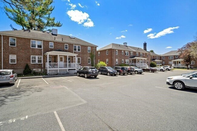 Building Photo - 23 Hammond Pond Pkwy