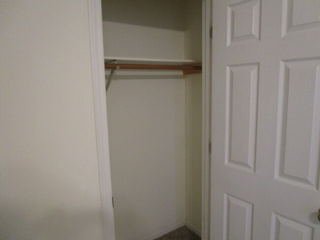 Building Photo - 2406 Calder Ct