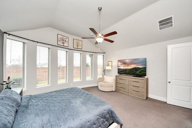 Building Photo - 23606 Verge Sims Dr