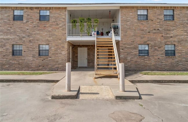 Building Photo - 317 N Katy Rd