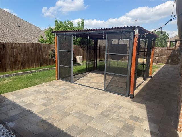 Building Photo - 15616 Leadenhall St