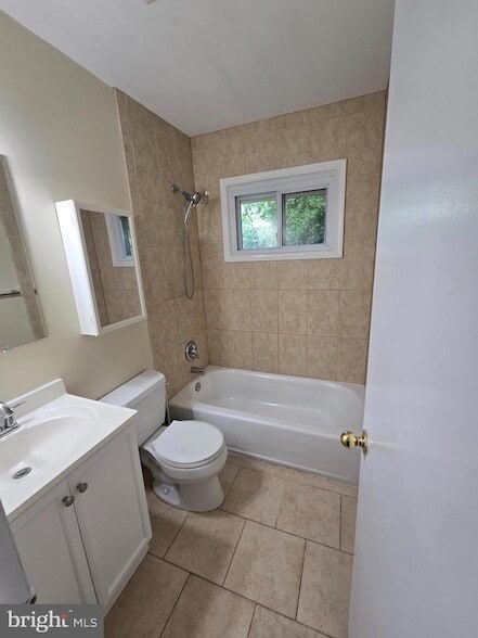 Building Photo - 13118 Vandalia Ct