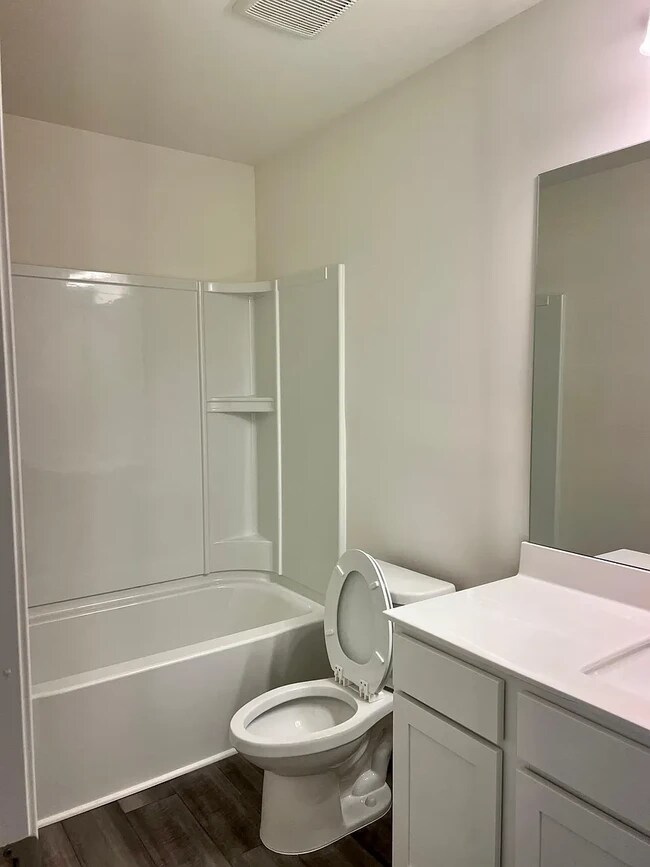 Building Photo - 3537 Cardinal Dr