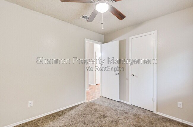 Building Photo - 13106 Townwood Dr