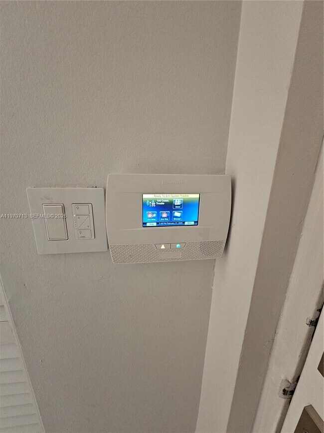 Building Photo - 2351 W Preserve Way