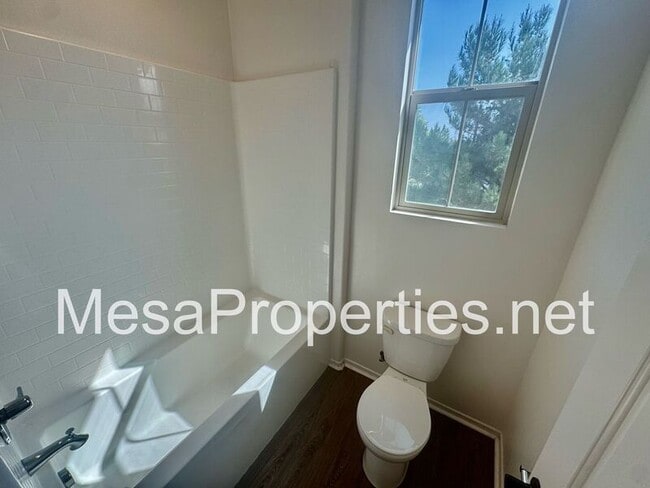 Building Photo - 3230 E Yountville Dr