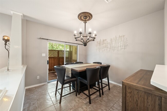 Building Photo - 21 Stone Creek Pl