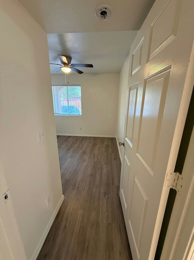 Building Photo - 1926 Haskell Rd