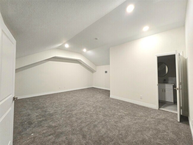 Building Photo - 12809 Andromeda Ct