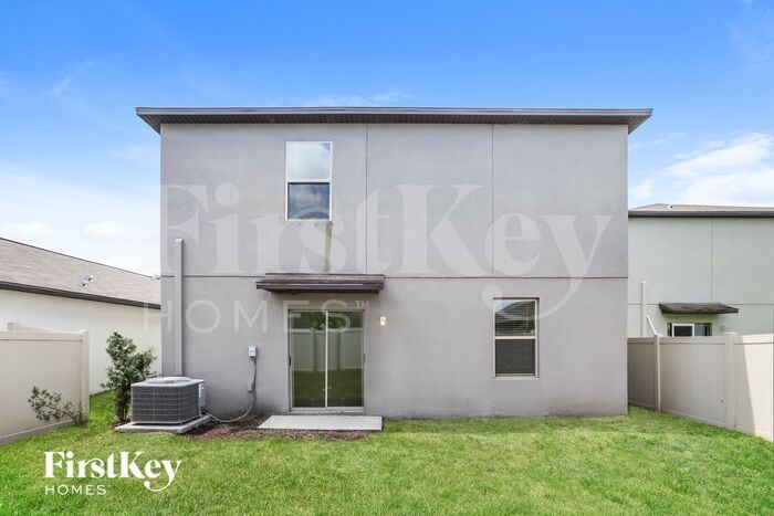 Building Photo - 10228 Cool Waterlily Ave