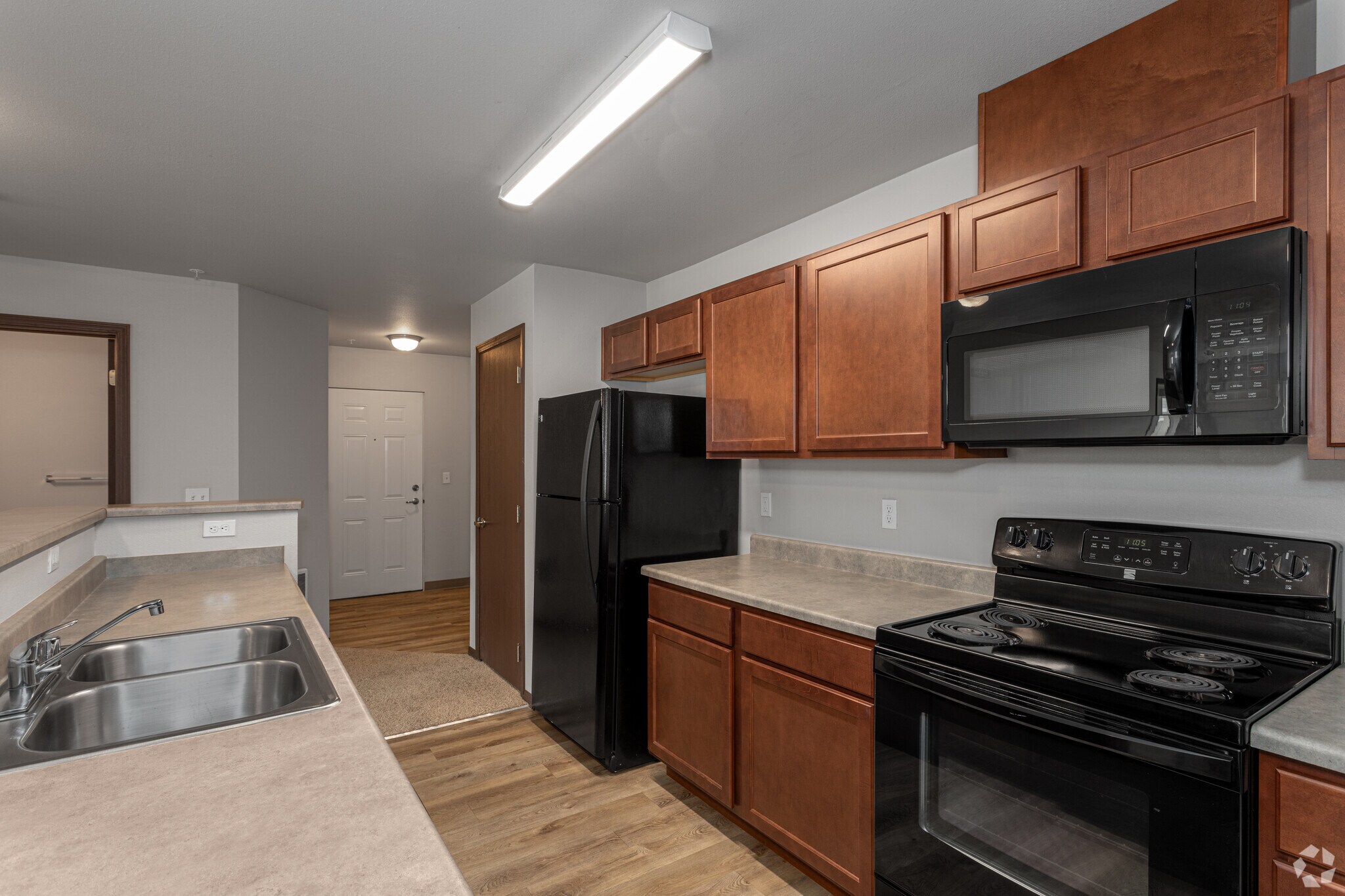 Pioneer Meadows 300 E 9th Ave Moses Lake WA 98837 Apartment Finder