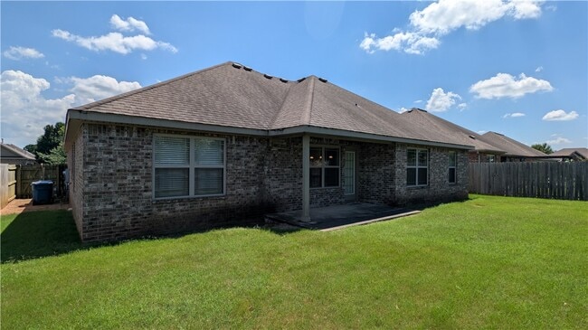 Building Photo - 3104 SW Wargate Ave