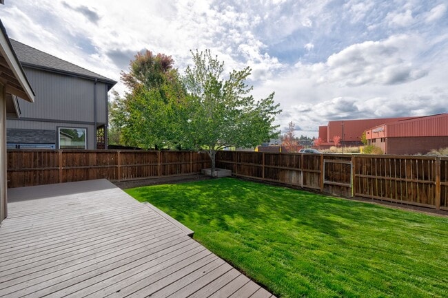 Building Photo - 61167 Cone Flower St