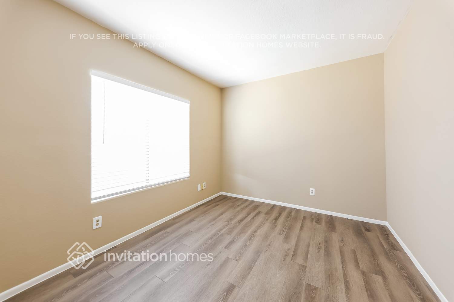 Building Photo - 938 E Rockwell Dr