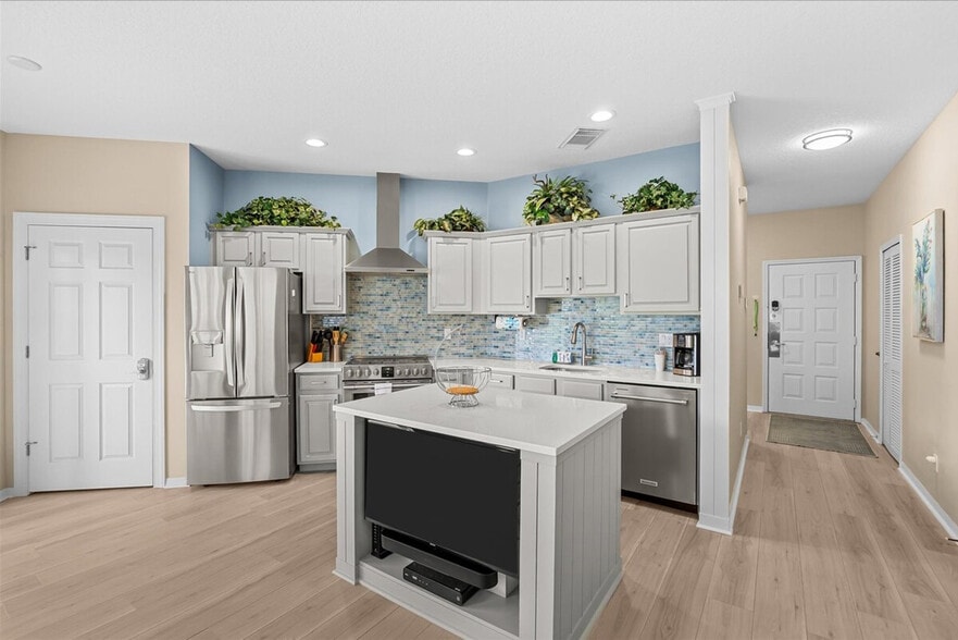 Building Photo - 9981 Perfect Dr