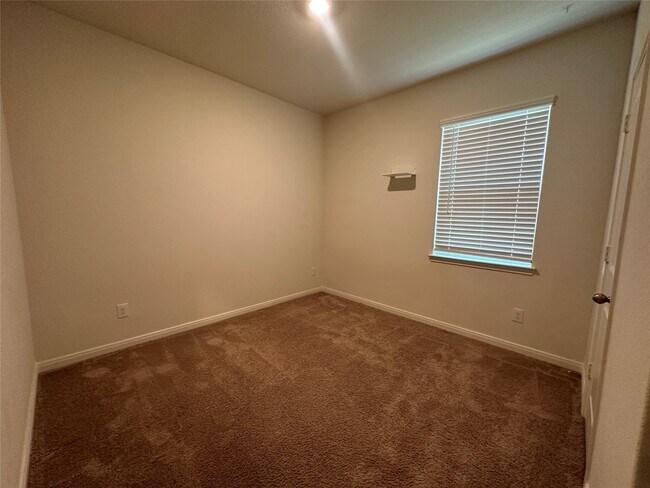 Building Photo - 26720 Frost Dr