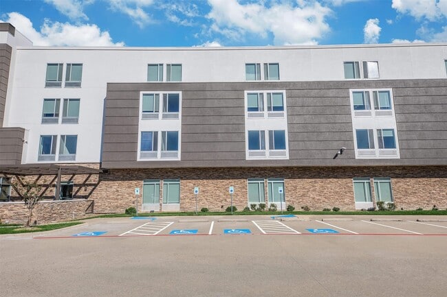 Building Photo - 1350 Broadfield Blvd