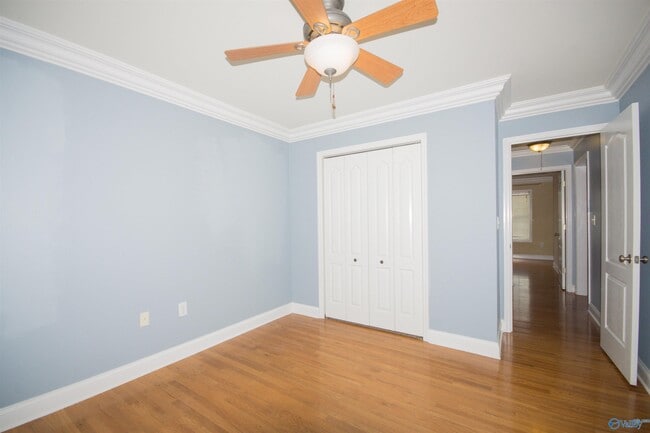 Building Photo - 104 Lancaster Ct SW