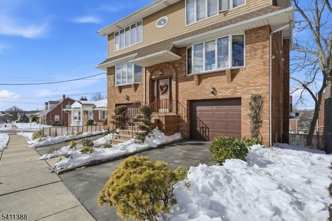 Building Photo - 243 Newark Ave