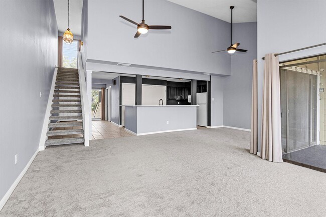 Building Photo - 50 April Point Dr S