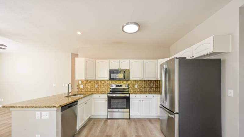 Building Photo - 38849 E Belleview Pl