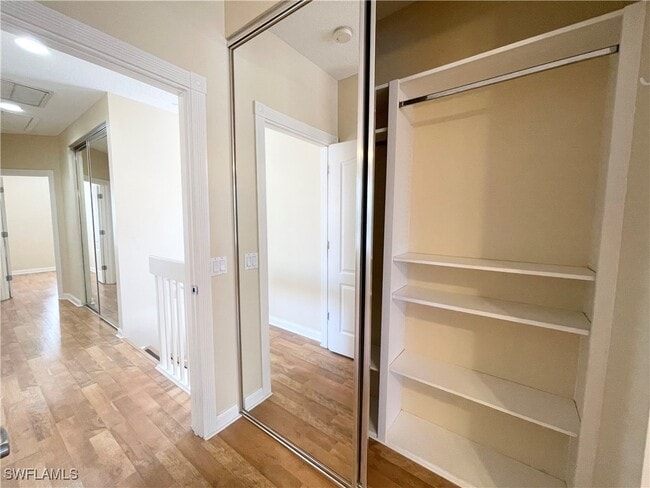 Building Photo - 5325 Cove Cir