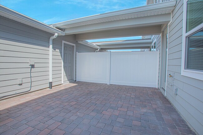 Building Photo - 14310 Sapelo Beach Dr