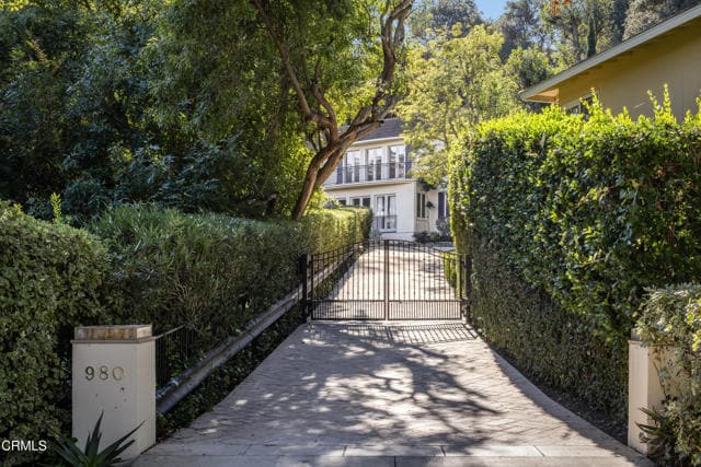 Building Photo - 980 Ellington Ln