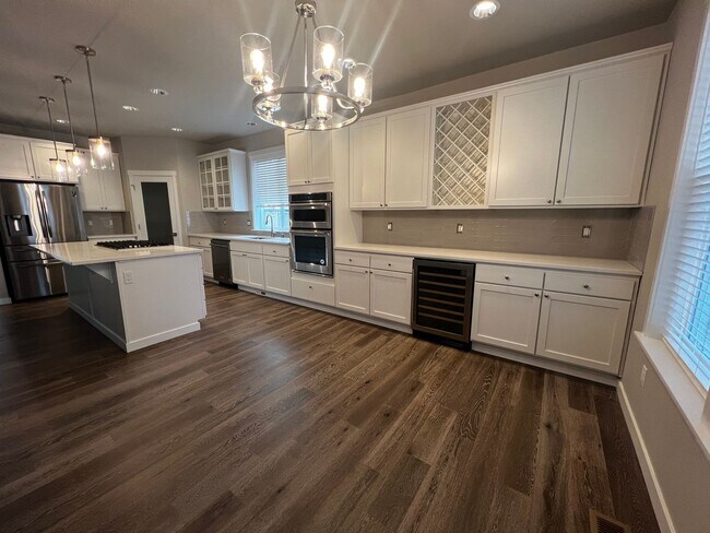 Building Photo - 4237 Caddyshack Dr NE