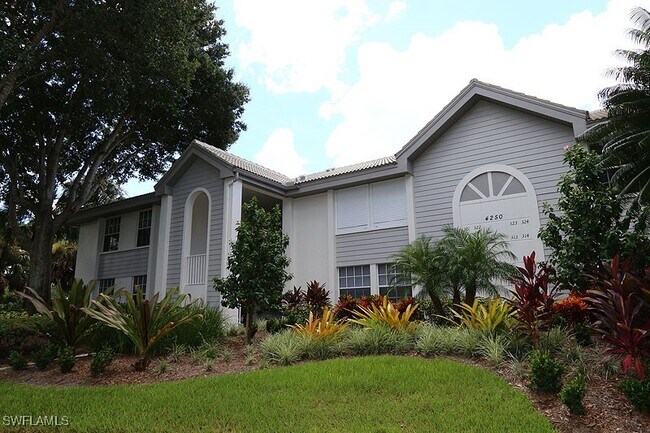 Building Photo - 4250 Lake Forest Dr