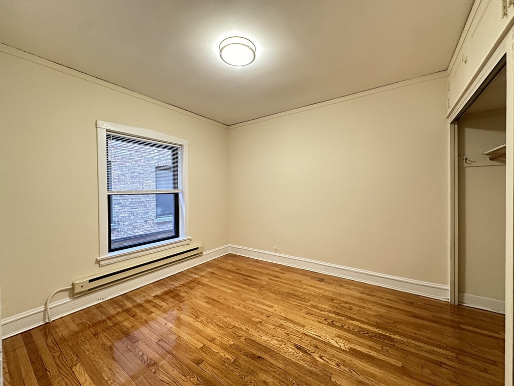 Building Photo - 1310 Oak Ave