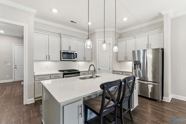 Building Photo - 125 Bur Oak Dr