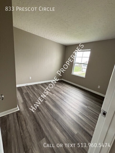 Building Photo - 833 Prescot Cir