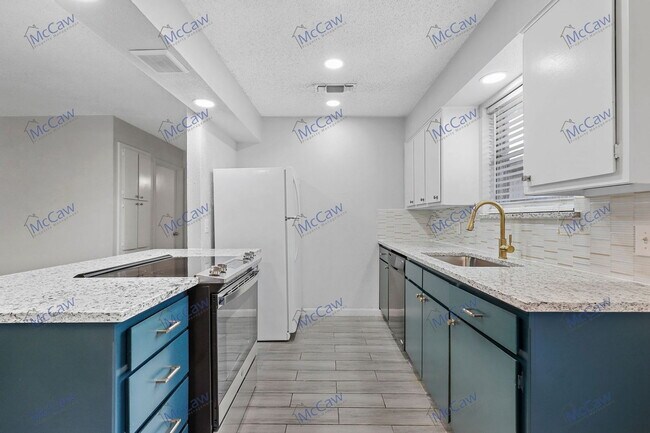 Building Photo - 5002 Geddes Ave