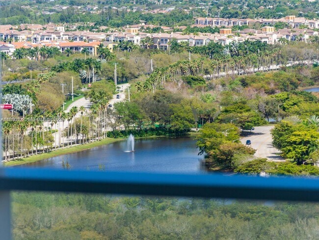 Building Photo - 2000 Metropica Wy