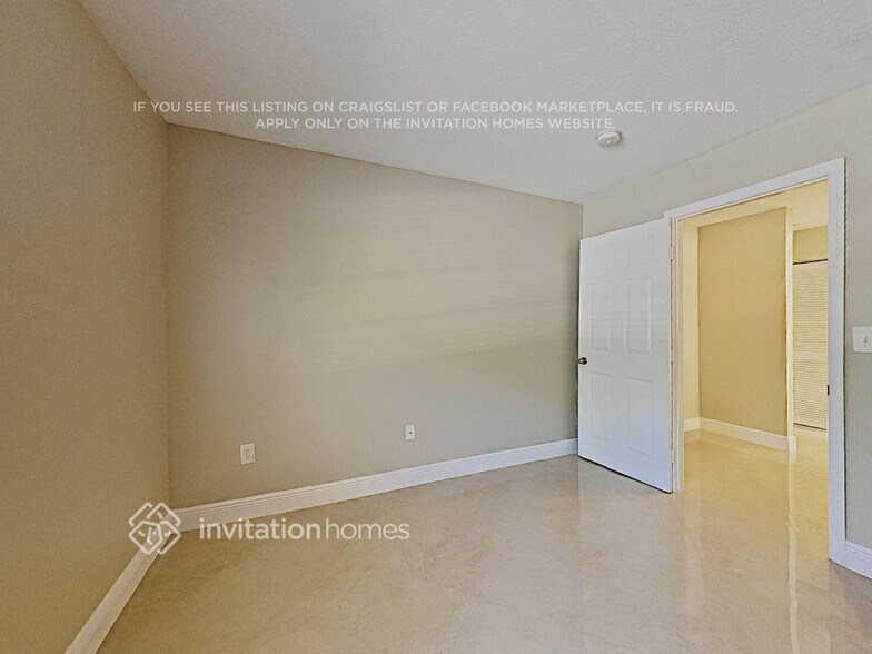 Building Photo - 13500 SW 118th Pl