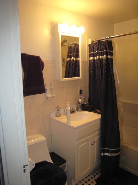 Building Photo - 60 Egmont St