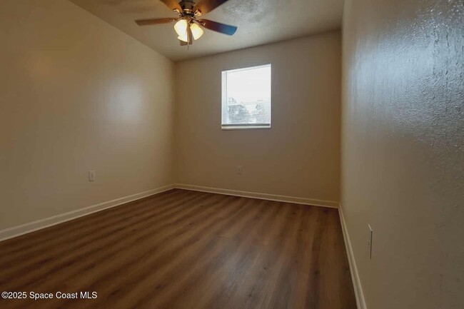 Building Photo - 746 Ironwood Dr
