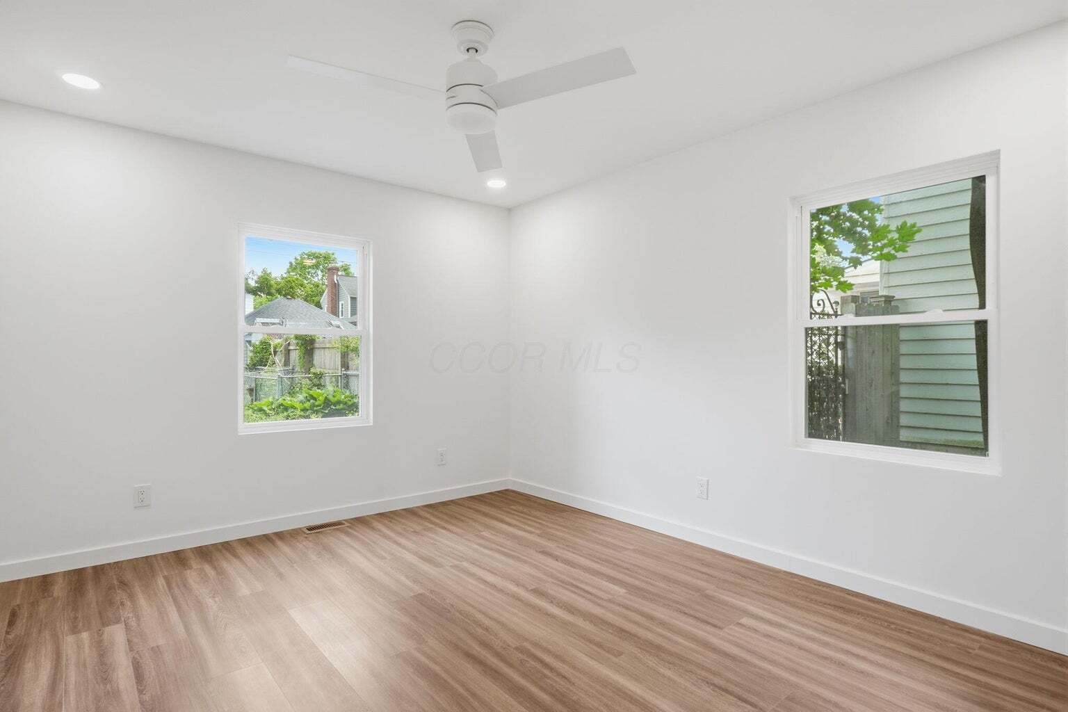 Building Photo - 322 Arden Rd