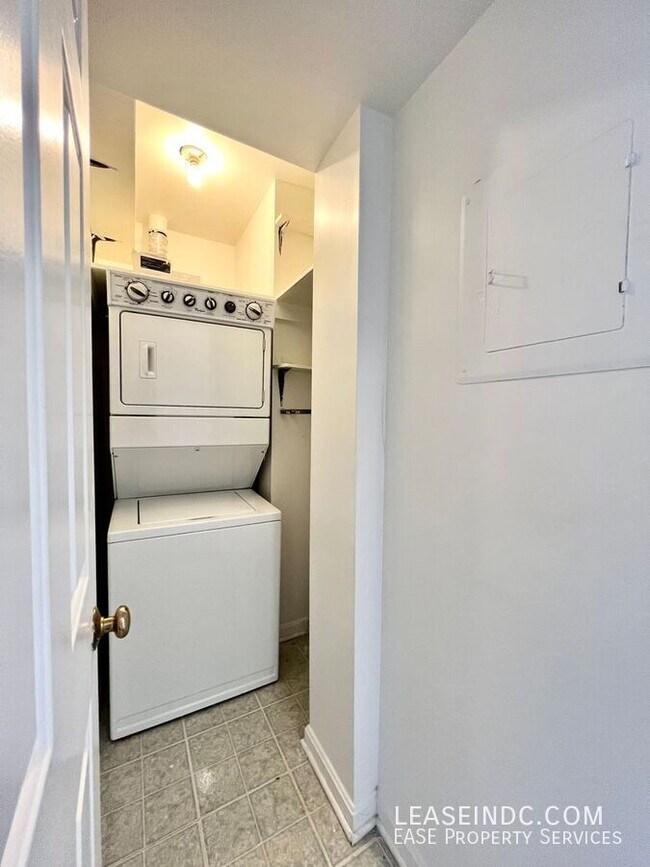 Building Photo - 3620 38th St NW