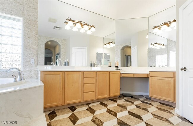 Building Photo - 11575 Zagarolo Ln