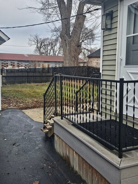 Building Photo - 510 Buchanan St