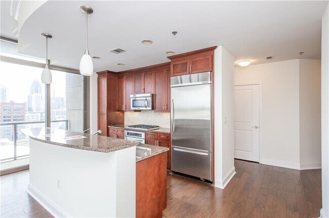 Building Photo - 270 17th St NW