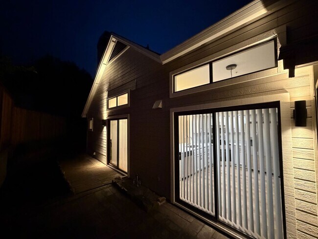 Building Photo - South Napa 3 Bedroom in Court