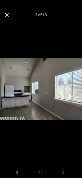 Building Photo - 12864 Raintree Ct