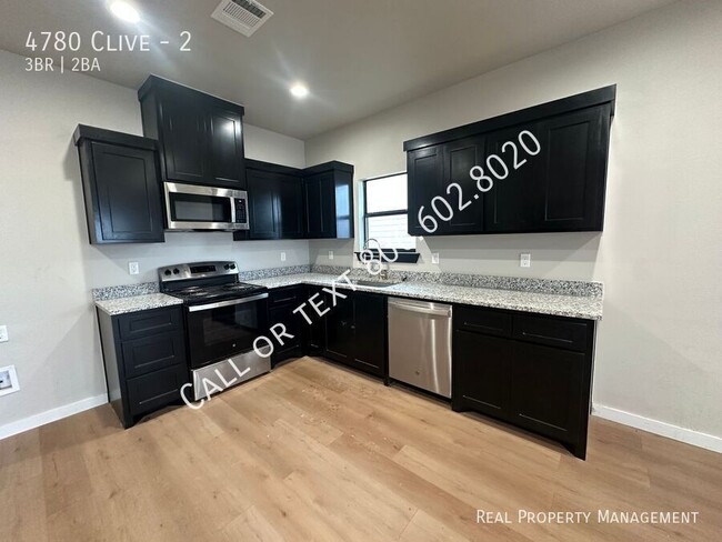 Building Photo - 4780 Clive-2