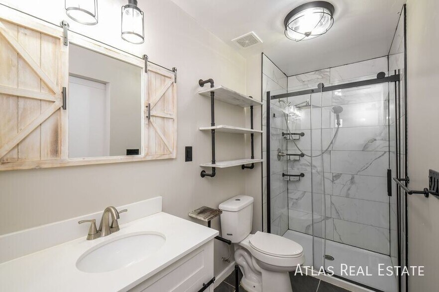 Building Photo - 13312 Ash Cir